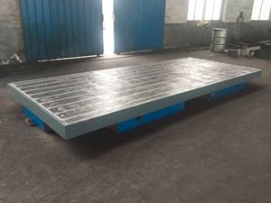 Large tool platform